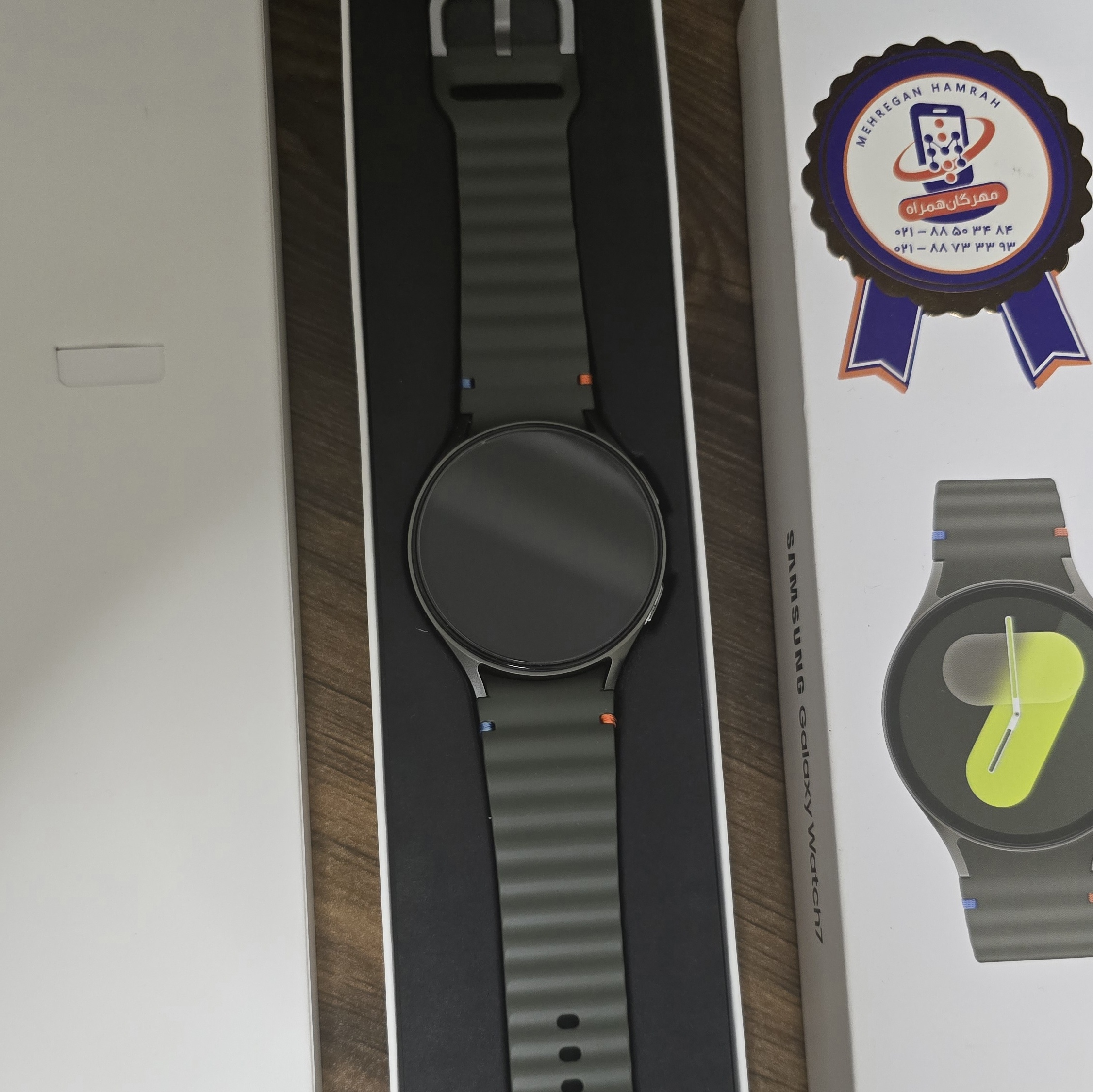 ساعت هوشمند سامسونگ Samsung Galaxy watch 7 نسخه 44mm کارکرده + گارانتی تا دی ماه  - Thumbnail 3